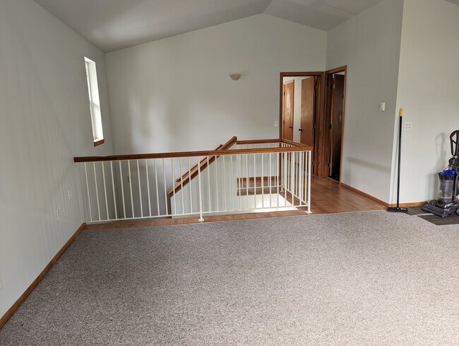 Bonus Room. Looking at doorway to BR #4, no picture of BR. - 1807 211th Pl NE
