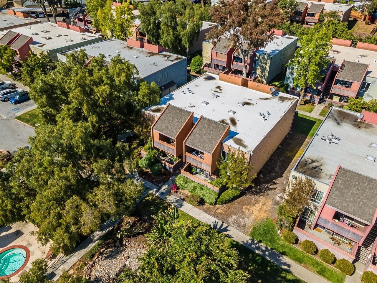 Building Photo - 456 Dempsey Rd