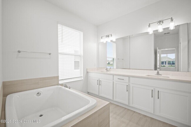 Building Photo - 2274 Middlebury Drive