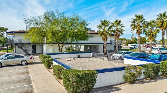 Floorplan - *End Mgmt 04.14.2025* 60 on Roger *Final A...