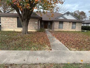 Building Photo - Coming Soon!! Stunning Renovated Home