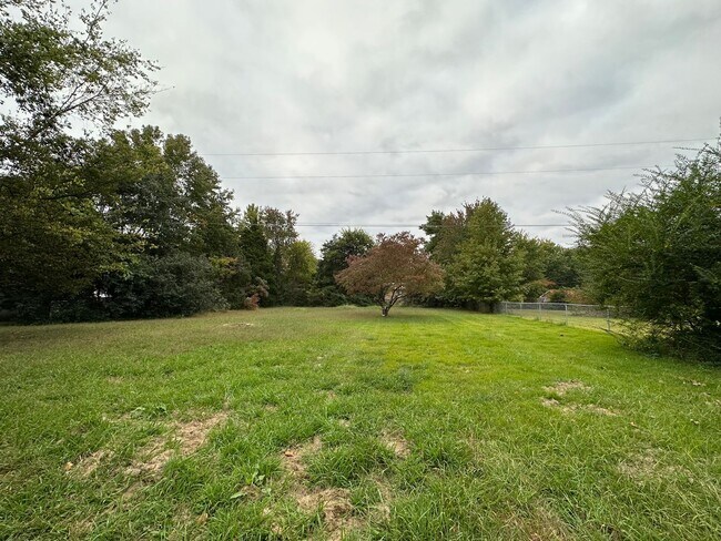 Building Photo - Pet friend home for rent near Rural Kin & Dover Crossing!