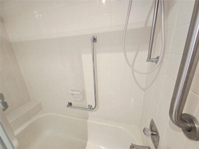 Building Photo - 4345 Tahitian Gardens Cir