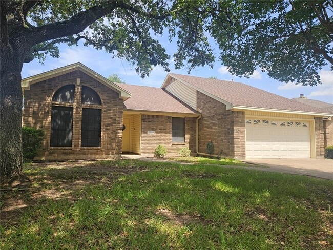 Primary Photo - 11008 Claywood Dr