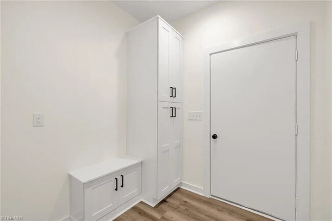 Building Photo - Earn Wealth While Leasing - Like a Homeowner - Lease to Own