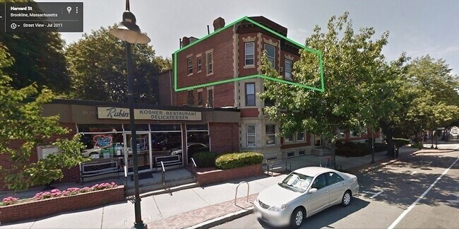 Building Photo - 514 Harvard St