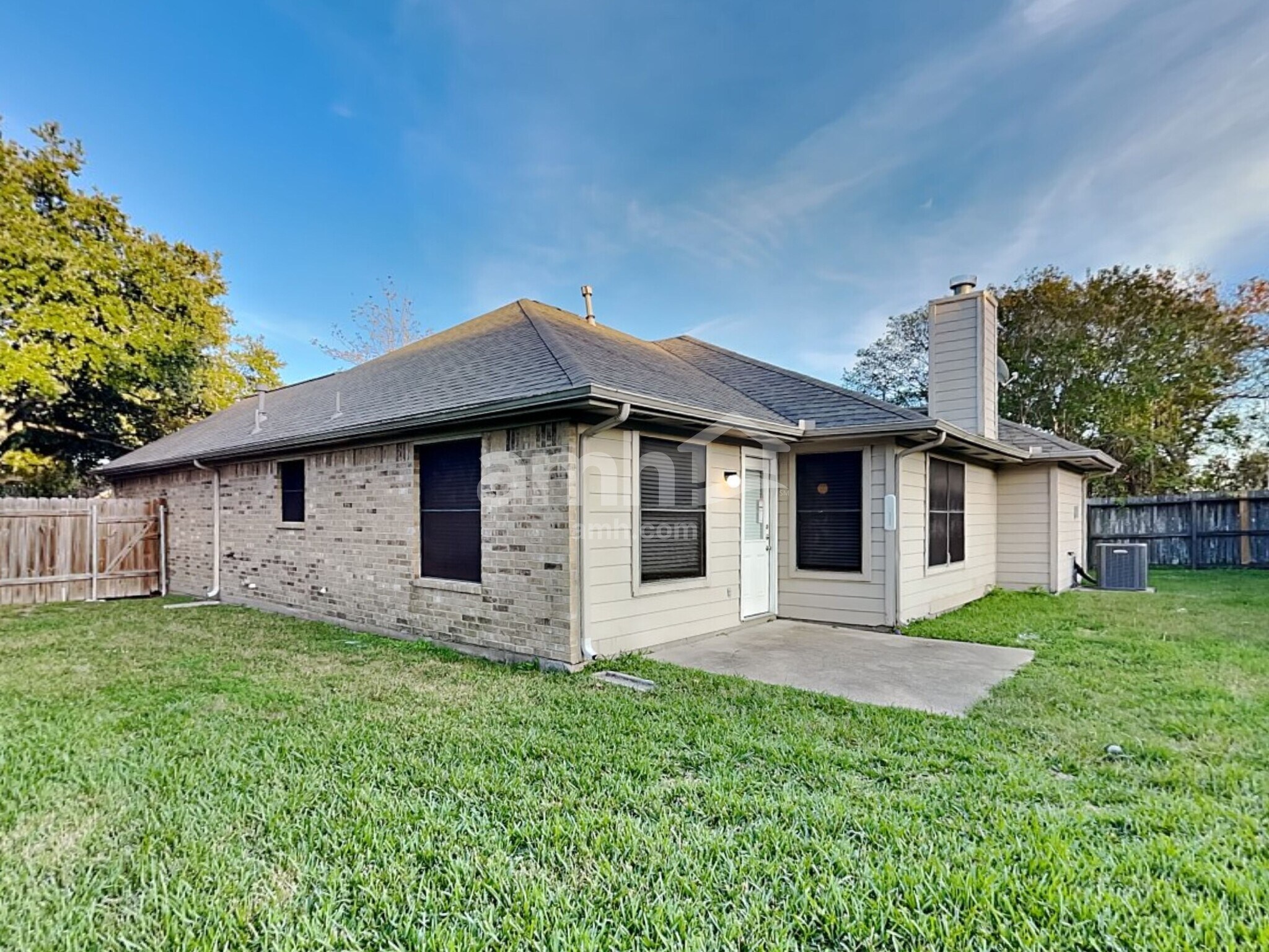 Building Photo - 5010 Chase Mountain Dr