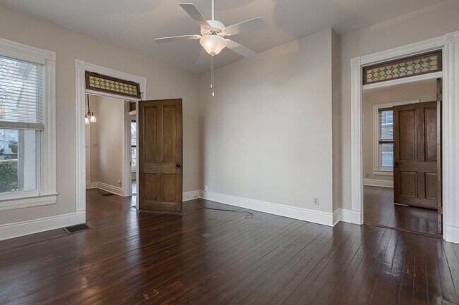 Building Photo - 1619 Ellwood Ave