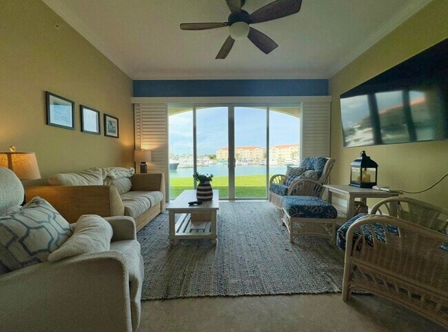 Building Photo - 14 Harbour Isle Dr W