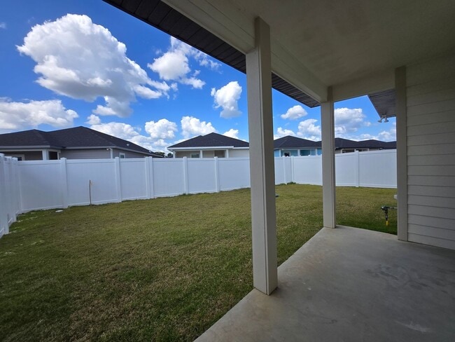 Building Photo - 3 Bedroom/2 Bath in Country Way of Newberry