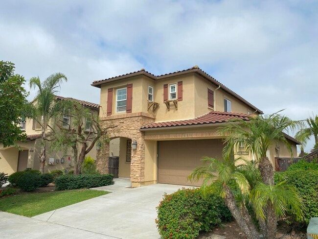 Primary Photo - 7422 Sitio Montilla