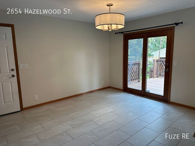 Building Photo - 2654 Hazelwood St