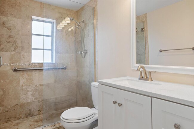 Building Photo - 7508 SW 58th Ave