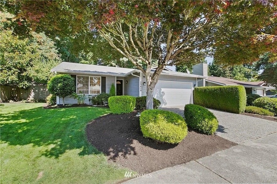 Building Photo - 13418 NE 136th Pl