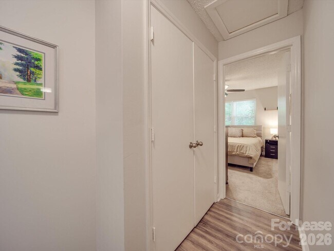 Building Photo - 1052 Churchill Downs Ct