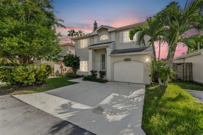 Building Photo - 10073 SW 117th Ct