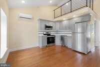 Building Photo - 6607 Ridge Ave