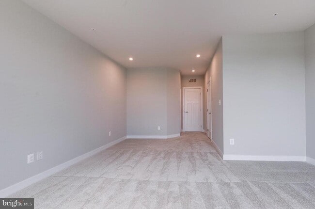 Building Photo - 24276 Thurso Sq