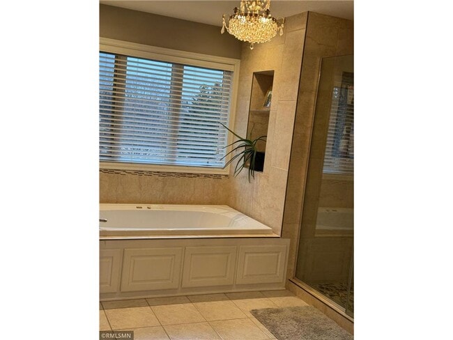 Building Photo - 3963 Garland Ln N