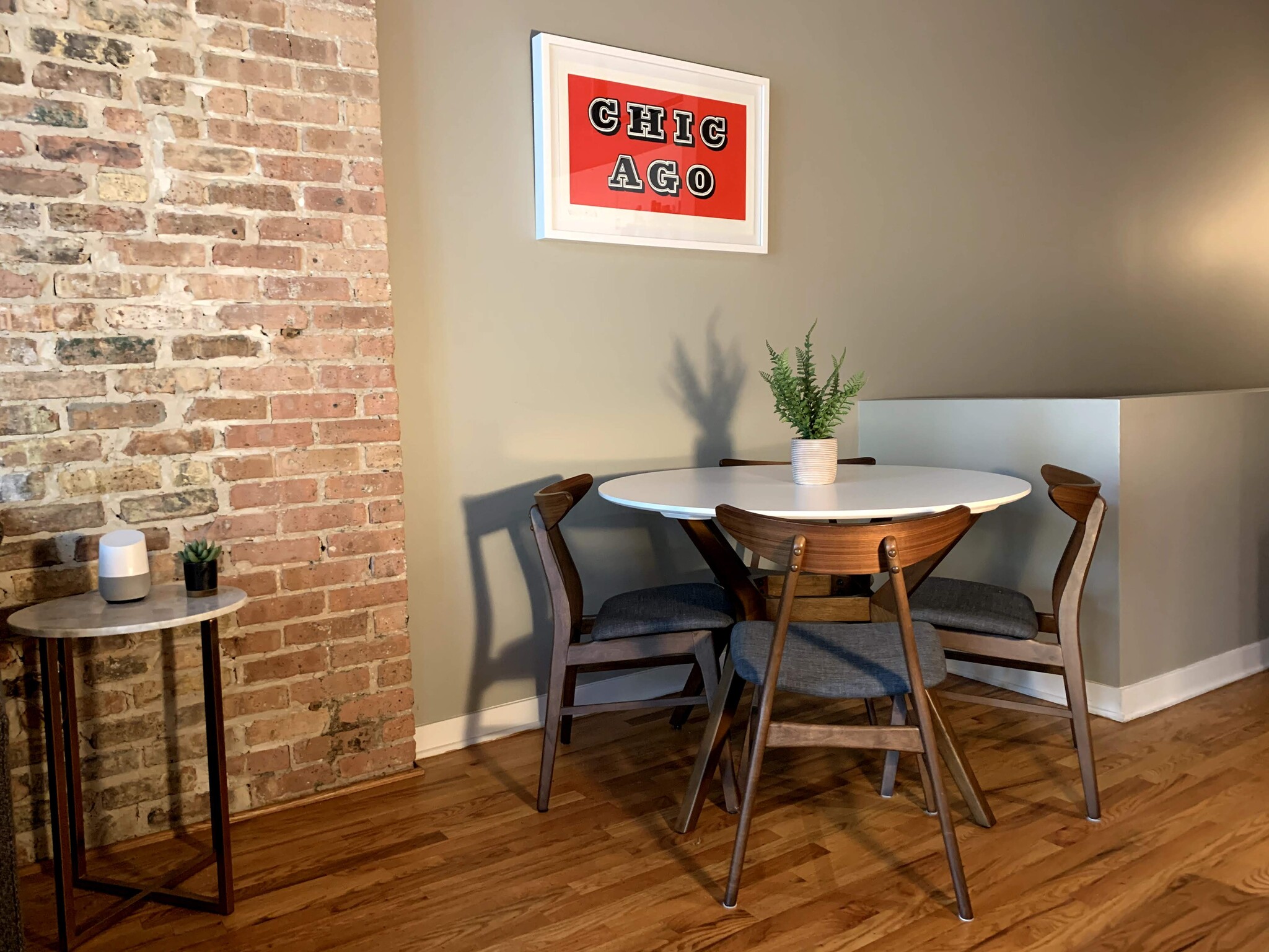 Dining Area - 2201 W Wabansia Ave