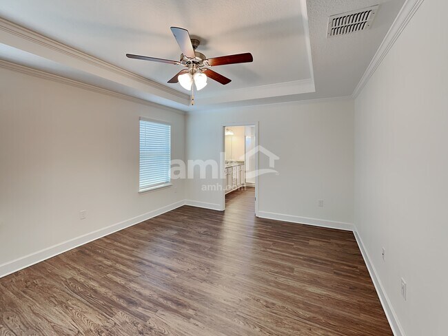 Building Photo - 4607 Reisswood Lp