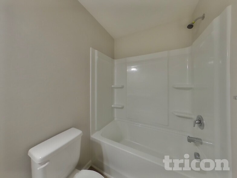 Building Photo - 933 Joselynn Drive