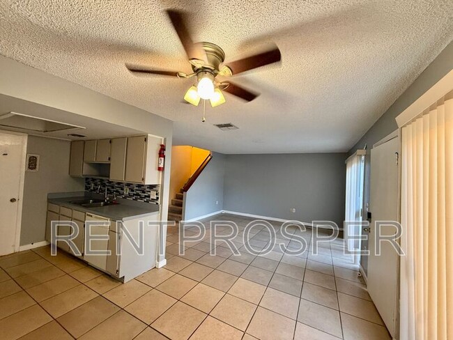 Building Photo - 1720 Potomac Ct