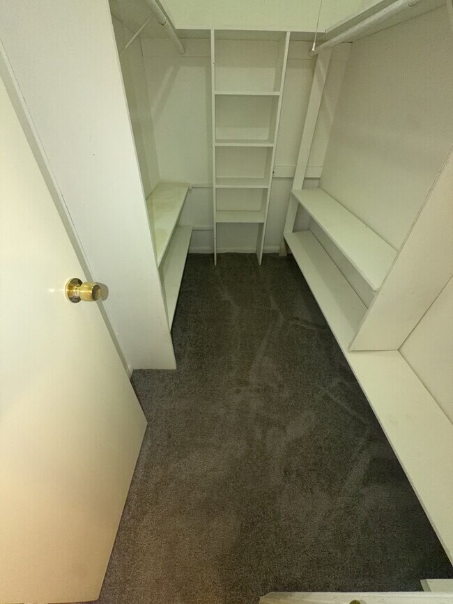 Building Photo - 16815 Methil Dr