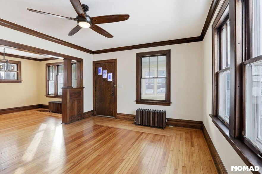 Building Photo - 40 W Lewis St