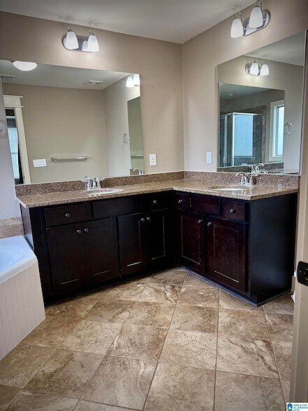 Building Photo - 3451 Ashlyn Ct