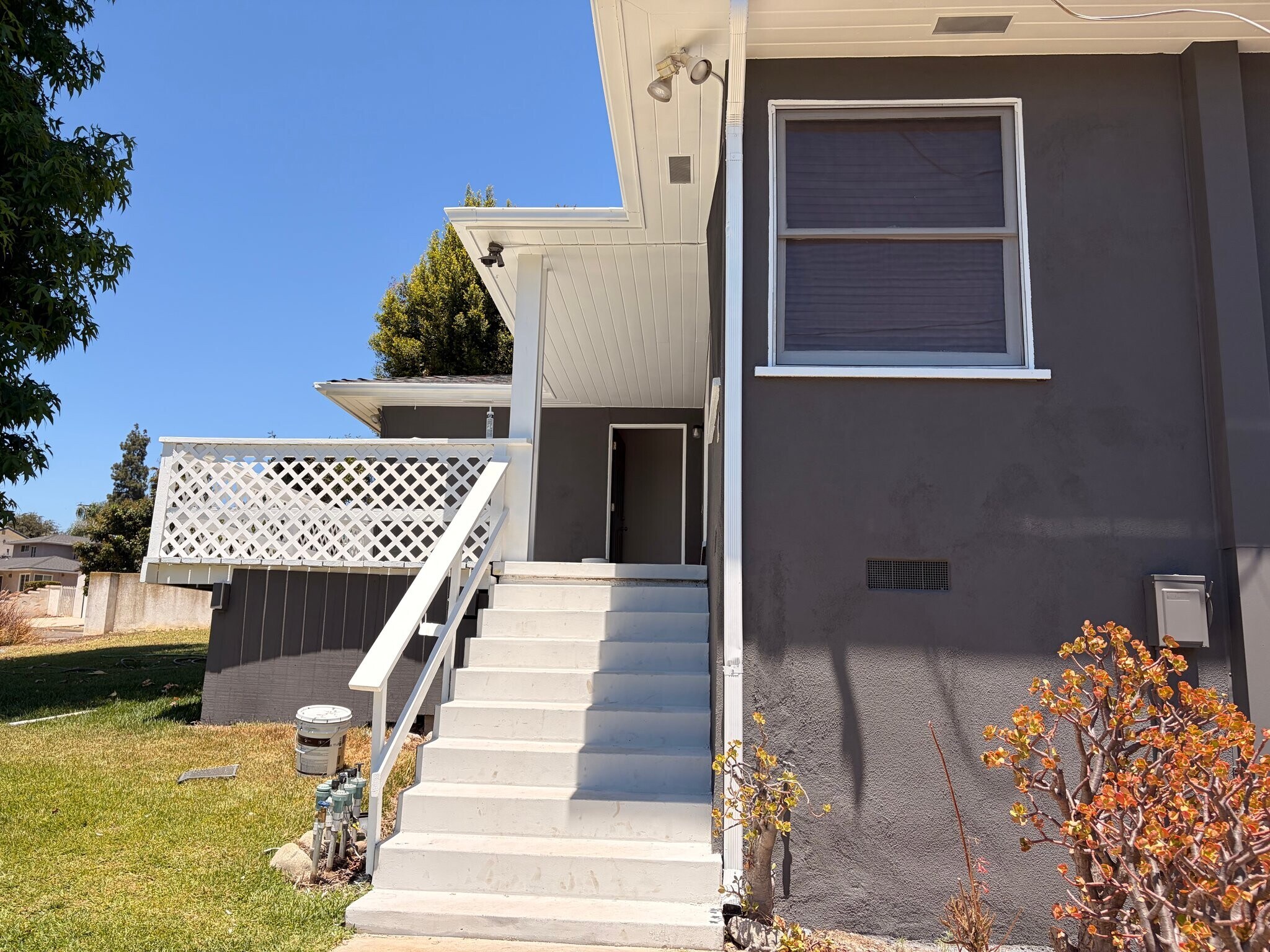 Building Photo - 2404 Wetherhead Dr