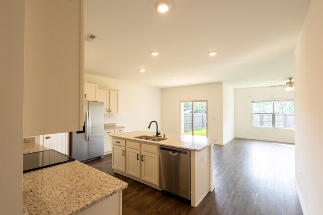 Building Photo - 5791 Mountain View Trl