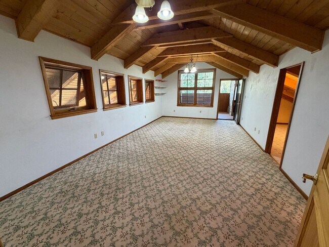 Building Photo - 277 Animas River Rd