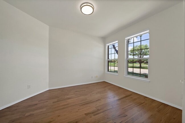 Building Photo - 1532 Brandywine Dr