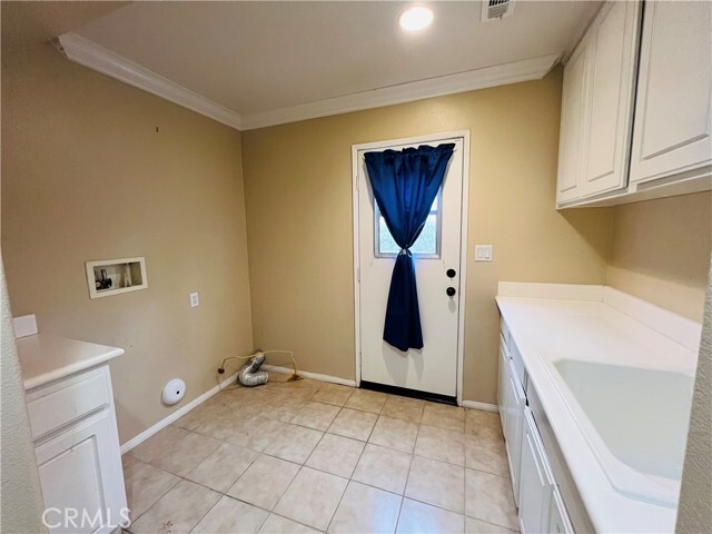 Building Photo - 7948 Orchid Dr