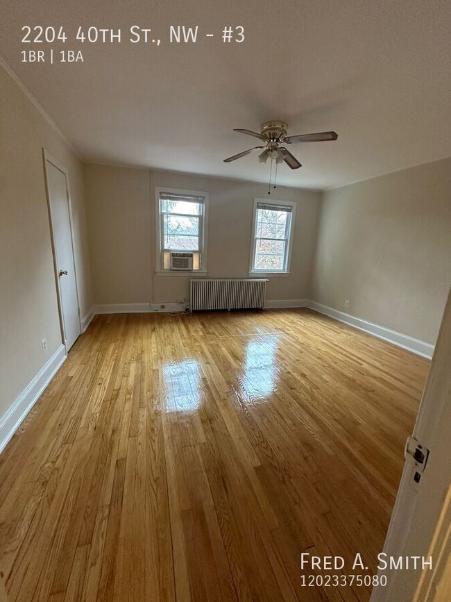 Building Photo - One-Bedroom + Enclosed Porch in Glover Park