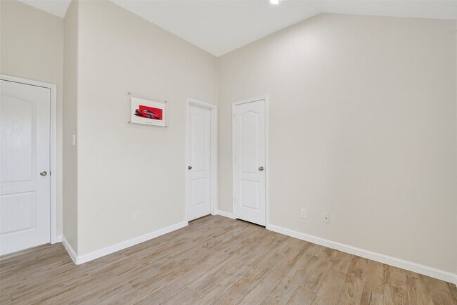 Building Photo - 1814 Midnight Ln