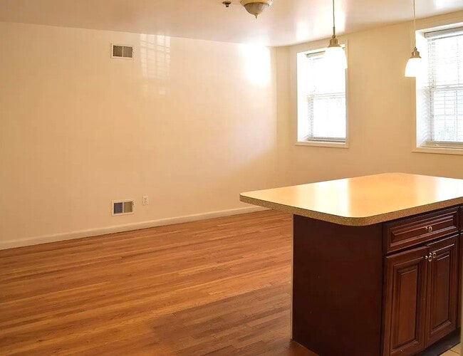 Building Photo - 401 Bergenline Ave