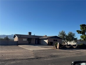 Building Photo - 3706 Martingale Dr