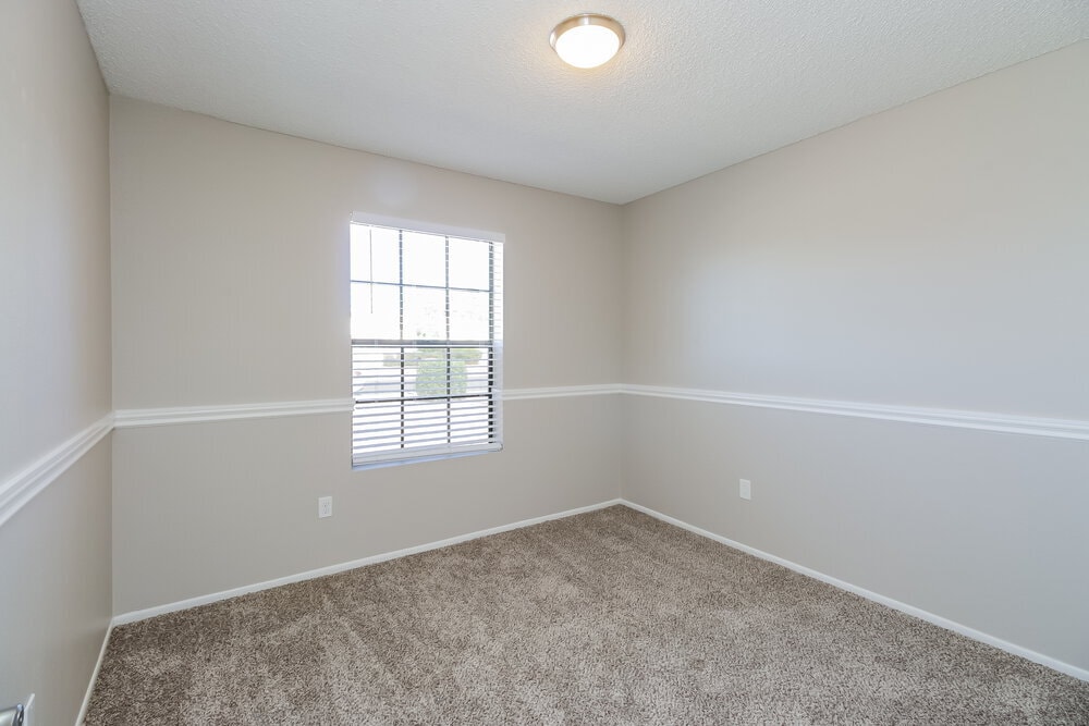 Building Photo - 7453 E Diamond Ave