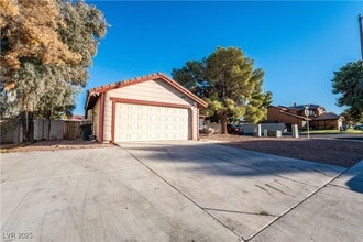 Building Photo - 2364 Belvedere Dr