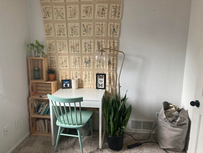 Building Photo - 826 Clayland St