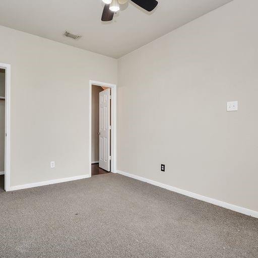 Building Photo - 2723 Oak Ridge Park Dr