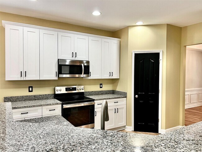 Building Photo - 8220 Brisbin Drive