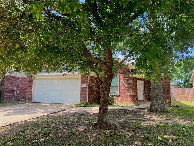 Building Photo - 18918 Knobby Oaks Pl