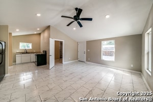 Building Photo - 811 W Kings Hwy