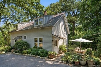 Building Photo - 1394 Ridge Rd