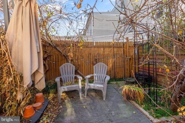 Building Photo - 2541 Coral St