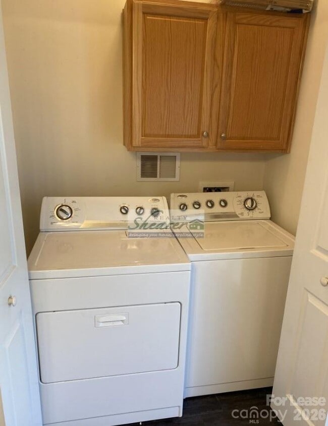 Building Photo - 8709 Wandering Creek Way