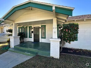 Building Photo - 1920's Craftsman Home in Historic Downtown...